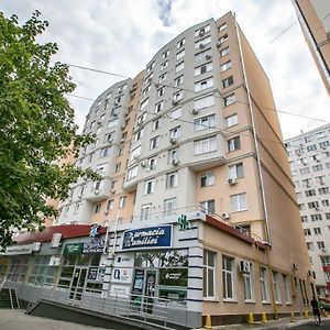 Apartament De Lux Cu 2 Camere Si Living Кишинев Exterior photo