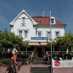 Hotel Alleeschloesschen Бад Вилдунген Exterior photo