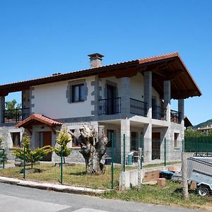 Leku Eder, Casa En Lekunberri Villa Exterior photo