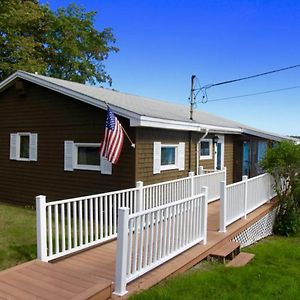 Lorimer Shores Villa Marlboro Exterior photo