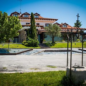 Don Fadrique Hotel Los Ventorros Exterior photo