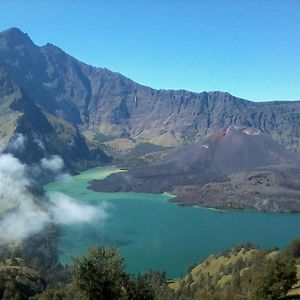 Budaya Kaki Rinjani Hotel Сенару Exterior photo