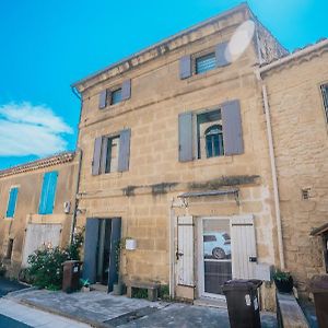 Maison De Village Atypique A 5Min Du Pont Du Gard Вер Пон дю Гар Exterior photo