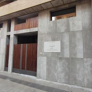 Vivienda Turistica Los Robles Apartment Тудела Exterior photo