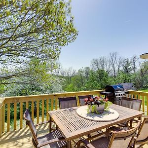 Williamstown Vacation Rental Private Deck And Yard Exterior photo