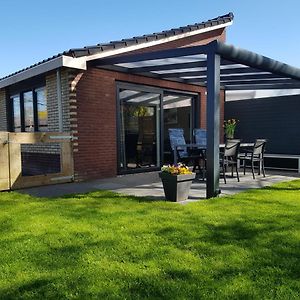 Luxe Vakantiebungalow Met Omheinde Tuin Voor Hond En Kinderen Villa Dirkshorn Exterior photo