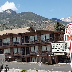 Silver Saddle Motel Маниту Спрингс Exterior photo