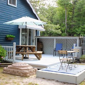Cozy Cottage Just Minutes From Lake Michigan! Пентуотър Exterior photo