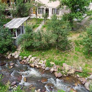 River Side Guest House Дилиян Exterior photo