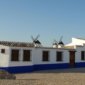 La Casa El Yelmo De Mambrino Guest House Кампо де Криптана Exterior photo