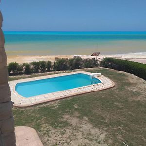 Beachfront Villa In Marina Ел Аламейн Exterior photo