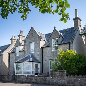 Seaview House - A Traditional Home By The Beach Неърн Exterior photo