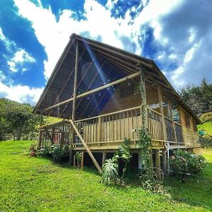 Espectacular Cabana Loft En Guatape - Jacuzzi Villa El Penol  Exterior photo