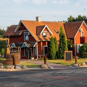 Reiu Holiday Centre Hotel Paikuse Exterior photo