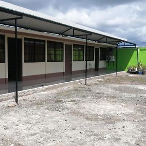 Cabinas Lawson Hotel Puerto Jiménez Exterior photo