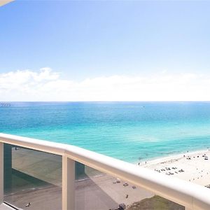 Luxury Oceanfront Sunny Isles Beach Three Bedrooms Маями Бийч Exterior photo