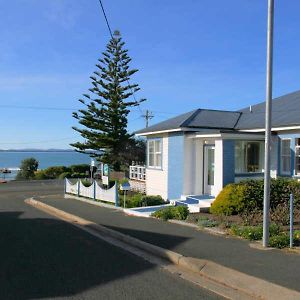 Freycinet Waters Bed & Breakfast Суонси Exterior photo