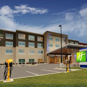 Holiday Inn Express & Suites Mt Sterling North, An Ihg Hotel Маунт Стърлинг Exterior photo