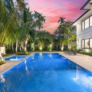 Villa In Coral Gables With Pool Jacuzzi Game Room Маями Exterior photo