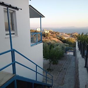 Bimeyko Villa Дикили Exterior photo