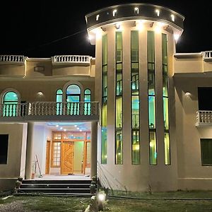 Skardu Saraye Hotel & Resort Exterior photo