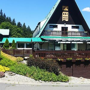 Ski Park Grun Hotel Staré Hamry Exterior photo