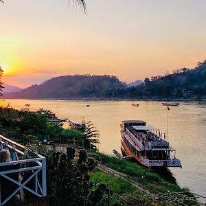 Villa Alounsavath Mekong Riverside Луанг Прабанг Exterior photo