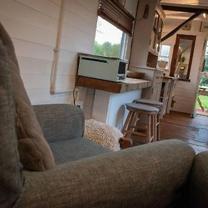 Shepherds Hut In Enclosed Field Кардиф Exterior photo