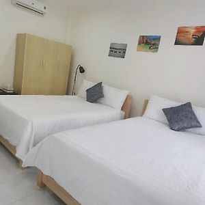 Anh Duong Homestay - Coastal Stop - Just 2 Mins Walking To Eo Gio Куи Нхон Exterior photo