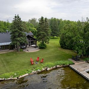 Dream Lakehouse Getaway In The Kawarthas Villa Кауарта Лейкс Exterior photo