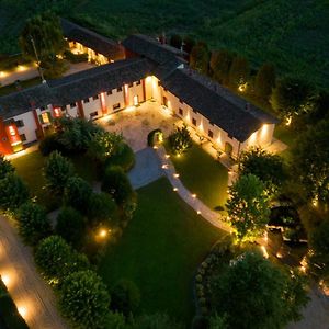 La Corte San Lorenzo Hotel Moscuzzano Exterior photo