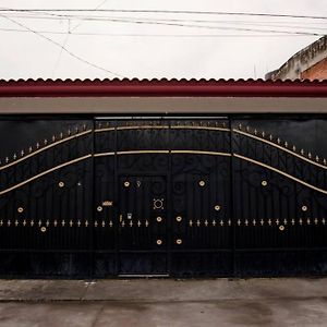 Casa El Paraiso Azteca En Cocoyoc Morelos, Mexico. Яутепек Exterior photo