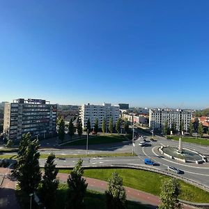 Apartment With City Skyline Леуварден Exterior photo