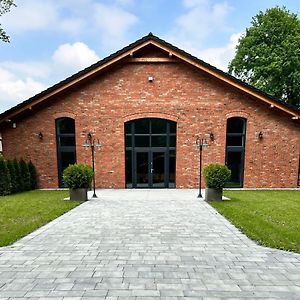 Red Barn Aparthotel Спала Exterior photo