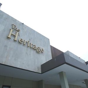 The Heritage Karawaci Hotel Binong Exterior photo