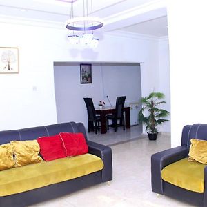Best Choice Home 2Bedroom Shortlet -Free Wifi & 24Hrs Light -N39,000 Порт Харкорт Exterior photo