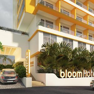 Bloom Hotel - Dona Paula Панаджи Exterior photo