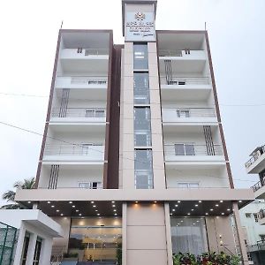 Rv Stay Inn Yelahanka Exterior photo