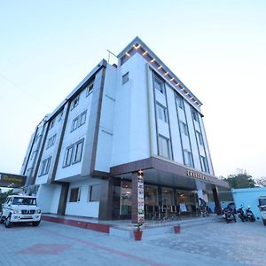 Chandra Residency Hotel Dharmapuri Exterior photo