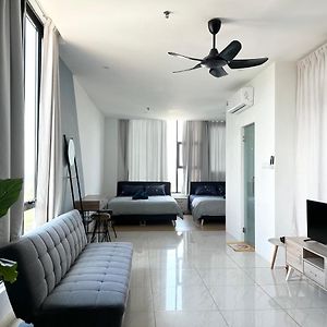 Itcc Manhattan Suites By Stay In 5-6Pax Donggongon Exterior photo