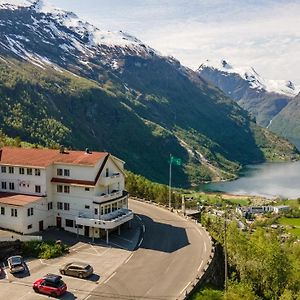 Hotel Utsikten - By Classic Norway Hotels Гайрангер Exterior photo