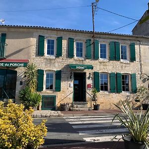 Auberge Du Porche Hotel Бле Exterior photo