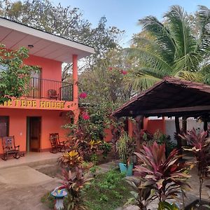 Ometepe House Bed & Breakfast Мойогалпа Exterior photo
