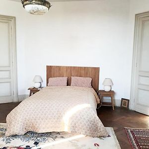 Grande Chambre Avec Sdb Privee Bed & Breakfast Базас Exterior photo