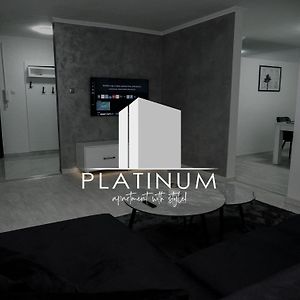 Apartman Platinum Apartment Добой Exterior photo