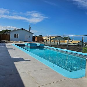 Luxury Ocean View Villa With Backyard Pool Дискавъри Бей Exterior photo