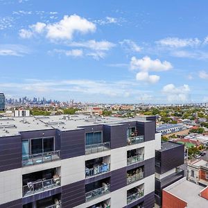 Ovation - Central Footscray Apt W Parking & Pool Мелбърн Exterior photo