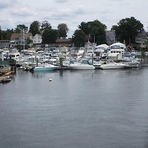 The Yachts Of Fun House In Cranston Apartment Exterior photo