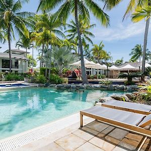 Poolside Relaxation - Resort Retreat With Beach Access Порт Дъглас Exterior photo
