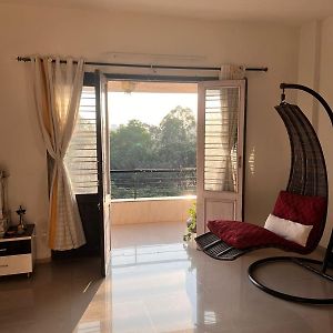 2Bhk Fully Furnished Penthouse With Living Hall And Kitchen Krishi Nagar Нашик Exterior photo